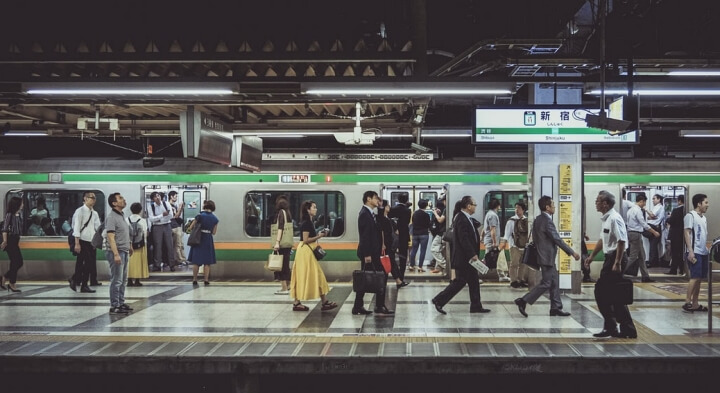Tokyo-Busy-Station